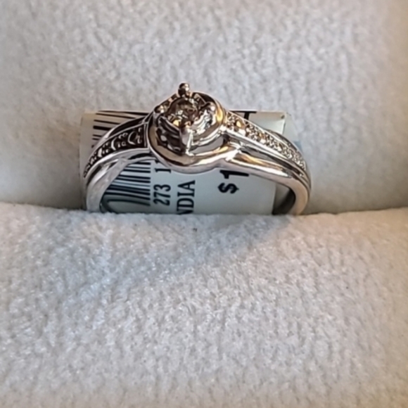 FINE JEWELRY BEAUTIFUL STERLING SILVER DIAMOND ACCENT RING SIZE 7 - Picture 2 of 10